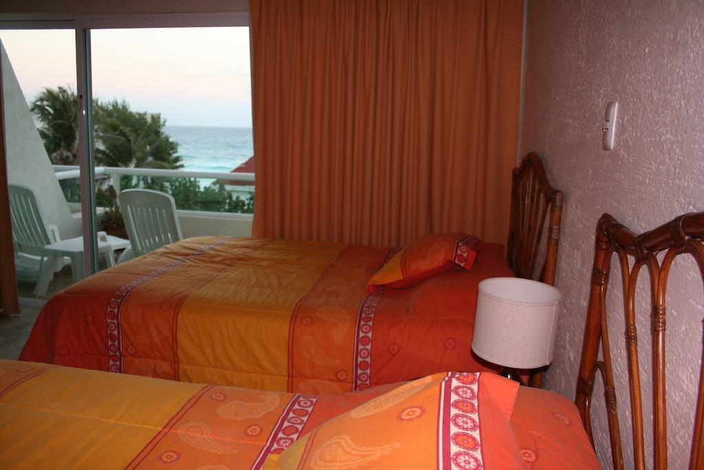 Vela'S Condos Ocean Front Puerto Morelos Cameră foto